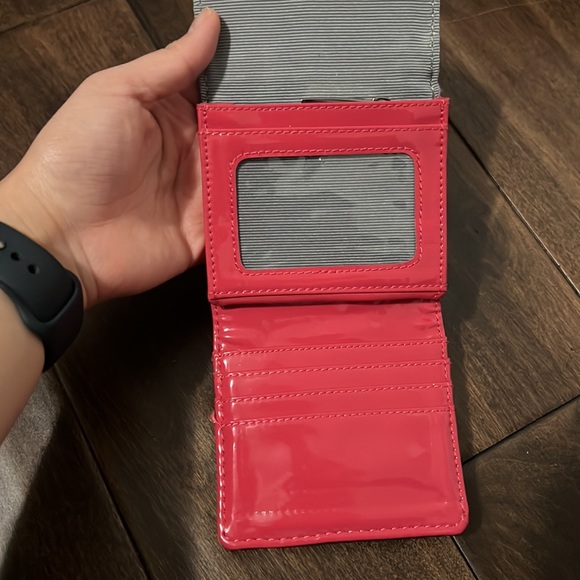 BCBG square wallet - Picture 4 of 4